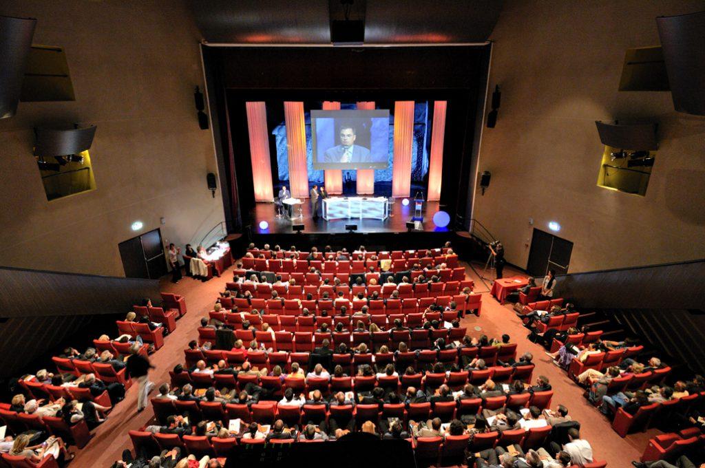 Decor- Auditorium