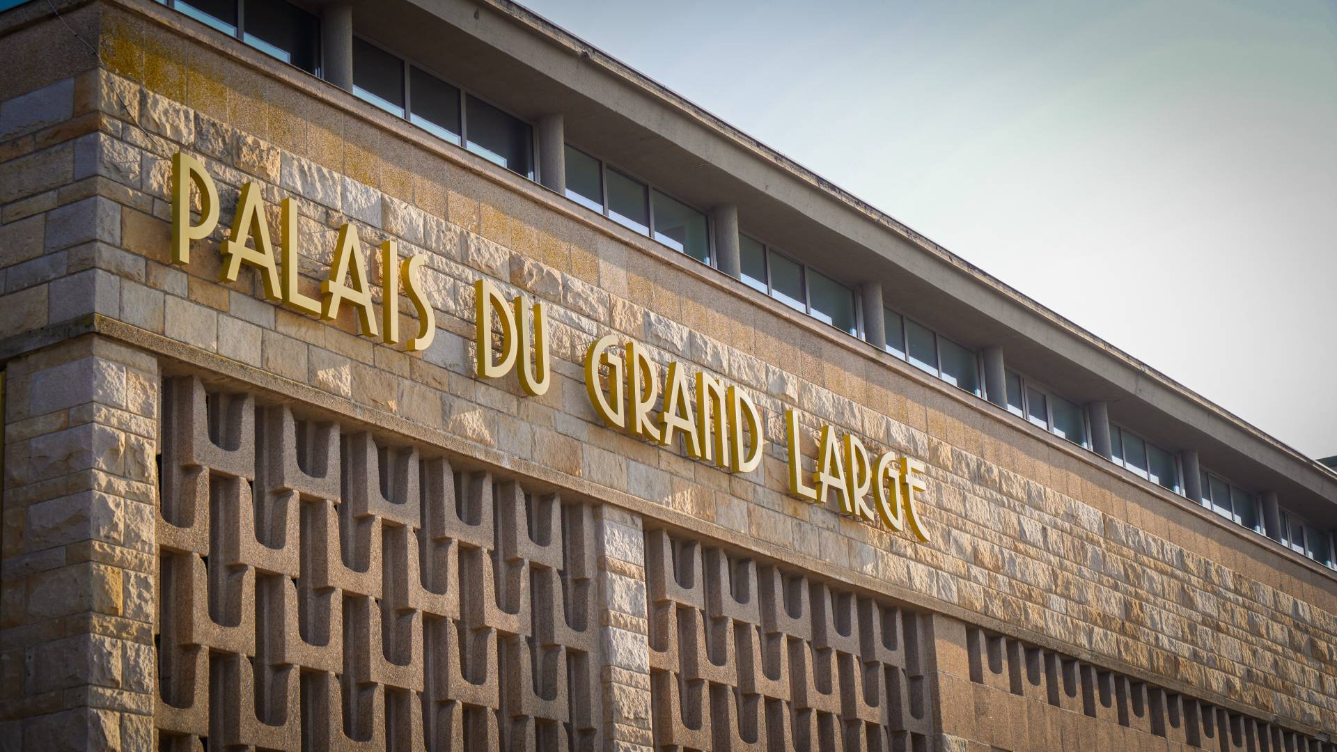 Le Grand Large façade